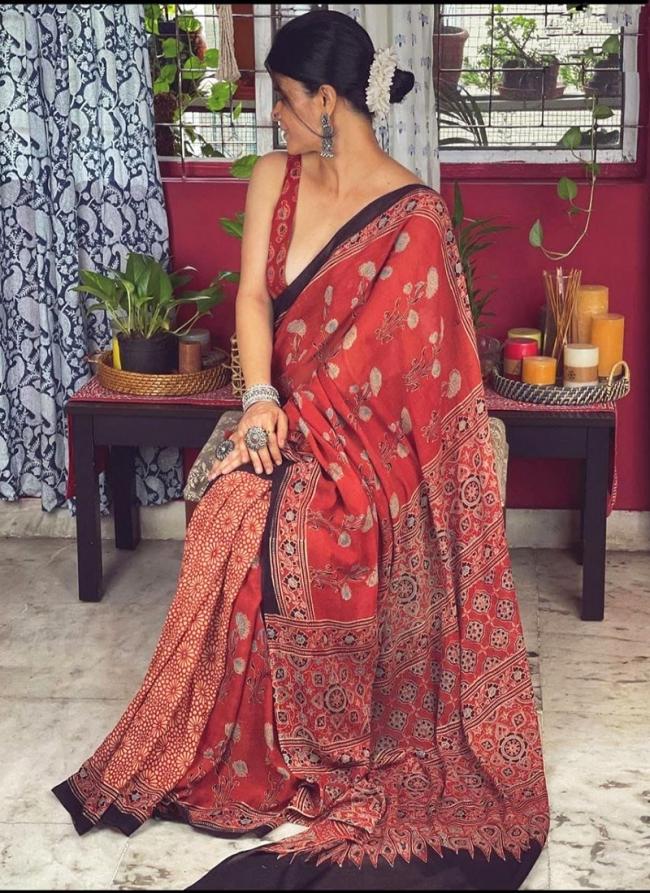 Mono Cotton Red Daily Wear Printed Saree